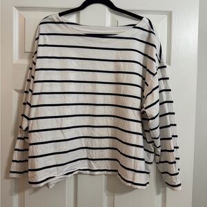 Old Navy Black and White Striped Long Sleeve Top